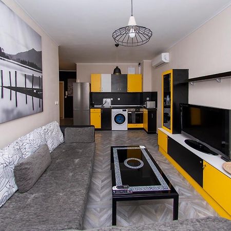 Double Room Flat In The Heart Of Students Town Sofia Luaran gambar